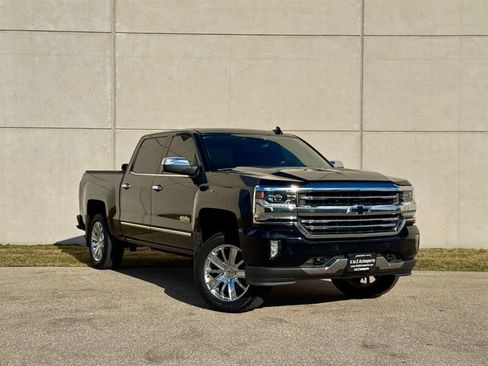 Used 2018 Chevrolet Silverado 1500 High Country w/ LPO, Protection Package image 2