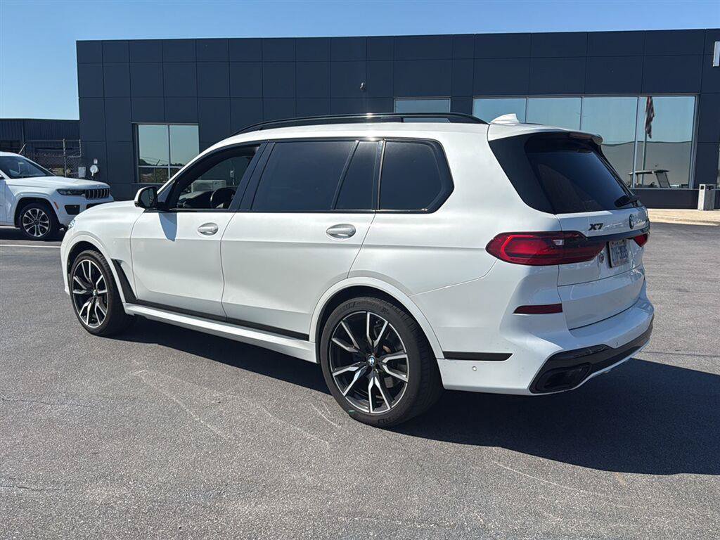 Used 2019 BMW X7 xDrive50i w/ M Sport Package AWD/4WD image 6