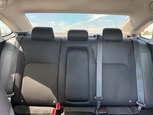 Used 2024 Honda Civic EX image 18