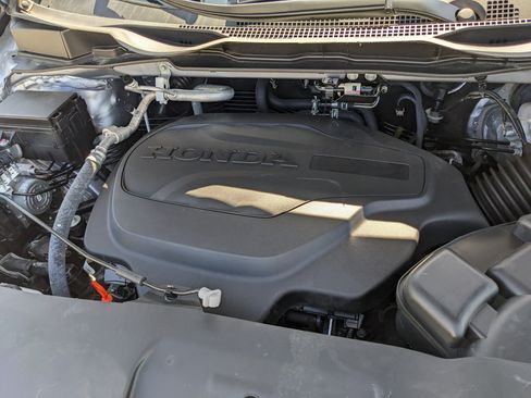 Used 2025 Honda Odyssey EX-L image 10