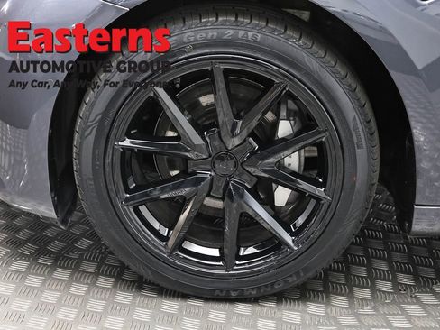 Used 2018 Tesla Model 3 Long Range AWD/4WD image 26