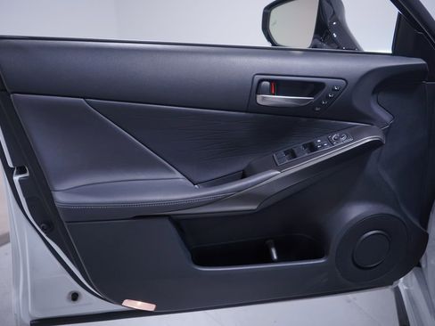 Used 2022 Lexus IS 350 F Sport image 16