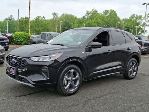 Certified 2023 Ford Escape ST-Line w/ Tech Pack #1 AWD/4WD image 5