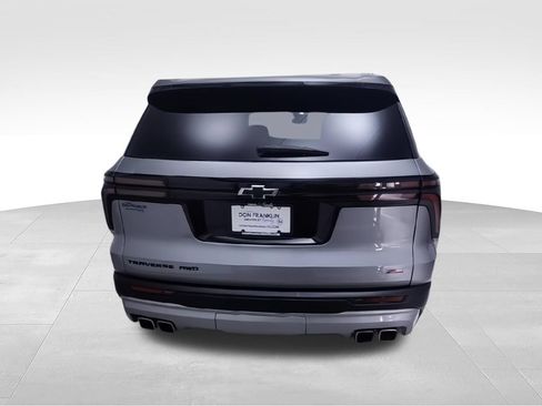 Used 2025 Chevrolet Traverse Z71 AWD/4WD image 7