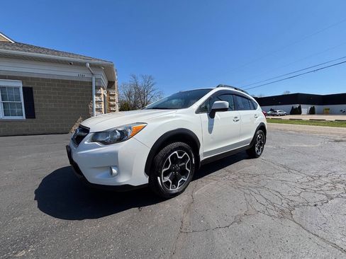 Used 2014 Subaru Crosstrek 2.0i Premium w/ Moonroof Package image 1