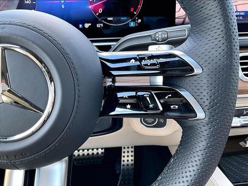 New 2026 Mercedes-Benz GLS 580 4MATIC image 21