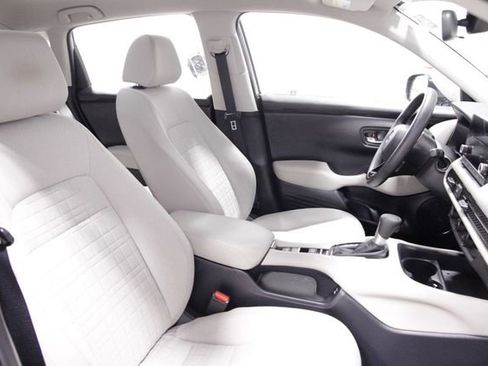 Certified 2024 Honda HR-V LX image 16