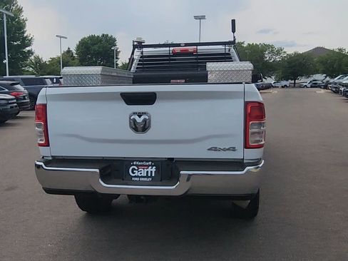 Used 2021 RAM 2500 Tradesman w/ Chrome Appearance Group AWD/4WD image 8