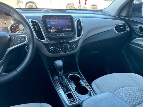 Used 2023 Chevrolet Equinox LT image 22