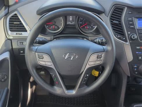 Used 2016 Hyundai Santa Fe Sport image 22