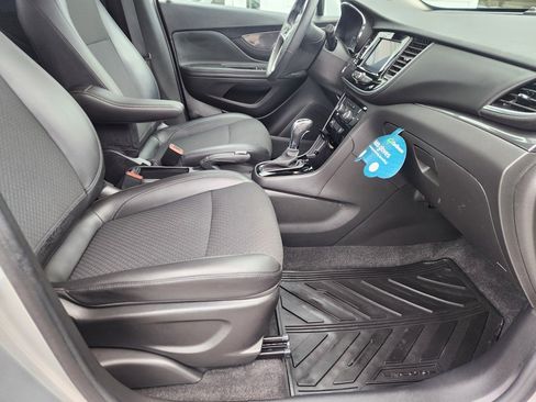 Certified 2022 Buick Encore Preferred image 19