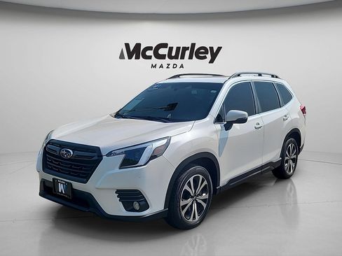 Used 2022 Subaru Forester Limited w/ Popular Package #2 AWD/4WD image 3