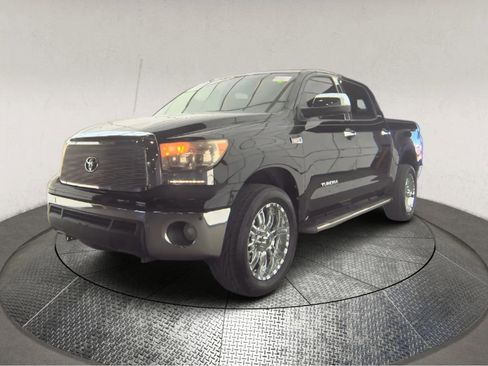 Used 2013 Toyota Tundra Platinum w/ Platinum Pkg image 3