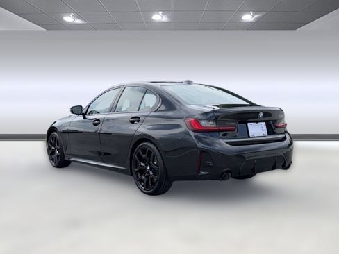 Used 2026 BMW 330i Sedan w/ M Sport Package RWD image 3