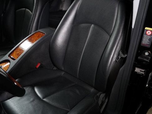 Used 2006 Mercedes-Benz E 350 Sedan image 40