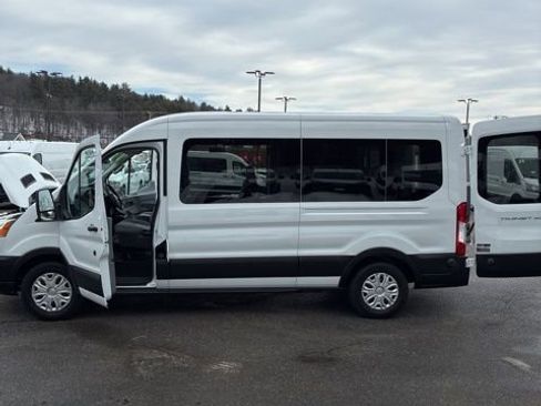 Used 2019 Ford Transit 350 XLT image 12