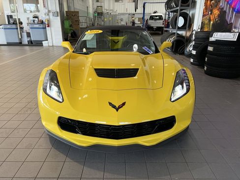 Used 2016 Chevrolet Corvette Z06 w/ 3LZ Preferred Equipment Group image 2