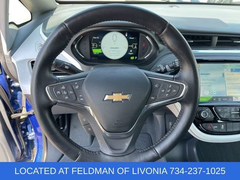 Used 2021 Chevrolet Bolt Premier w/ Infotainment Package FWD image 11