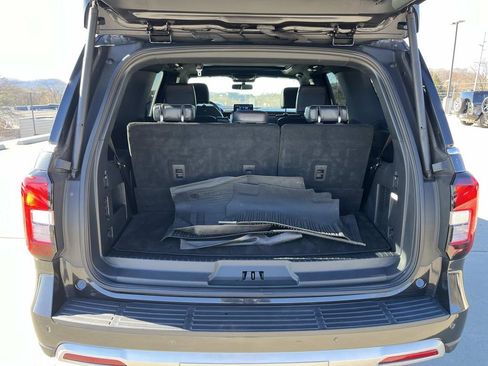 Used 2023 Ford Expedition Timberline image 12