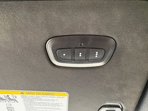 Used 2025 RAM 1500 Laramie AWD/4WD image 24