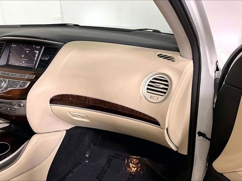 Used 2017 INFINITI QX60 FWD w/ Deluxe Technology Package image 16