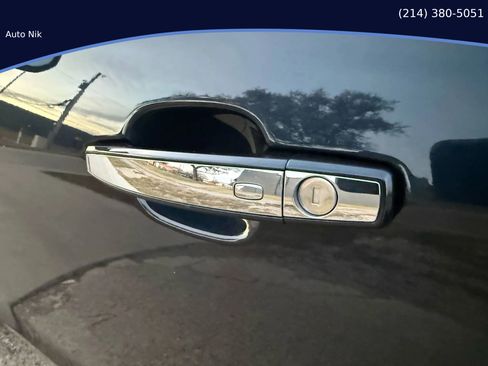 Used 2015 Cadillac SRX Luxury w/ Driver Awareness Package image 39