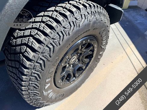 Used 2023 Ford Bronco Badlands w/ Sasquatch Package image 15