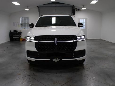 New 2026 Lincoln Navigator Reserve w/ Jet Appearance Package AWD/4WD image 59