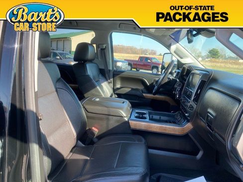 Used 2015 Chevrolet Silverado 2500 LTZ w/ LTZ Plus Package image 15