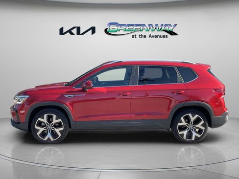 Used 2023 Volkswagen Taos SEL image 2