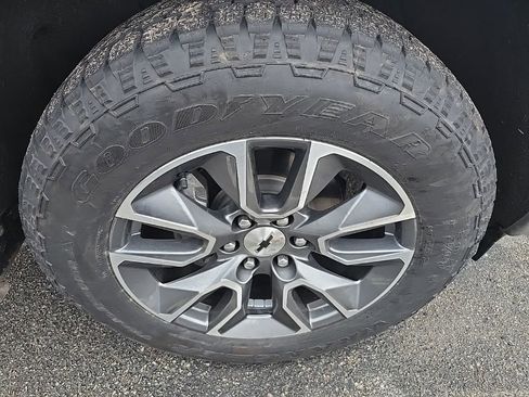 Certified 2025 Chevrolet Silverado 1500 RST image 14