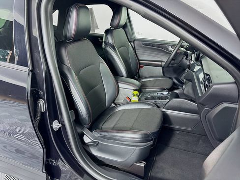 Used 2025 Ford Escape ST-Line FWD image 26