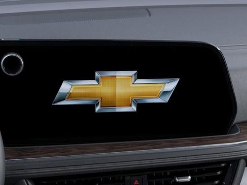 New 2026 Chevrolet Suburban Premier image 20