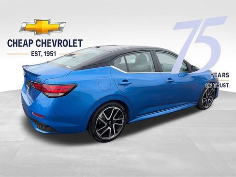 Used 2024 Nissan Sentra SR w/ SR Premium Package FWD image 5