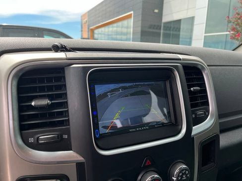 Used 2016 RAM 1500 Classic SLT AWD/4WD image 10