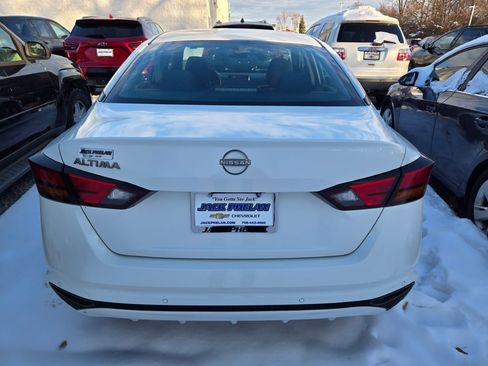 Used 2023 Nissan Altima 2.5 S image 10