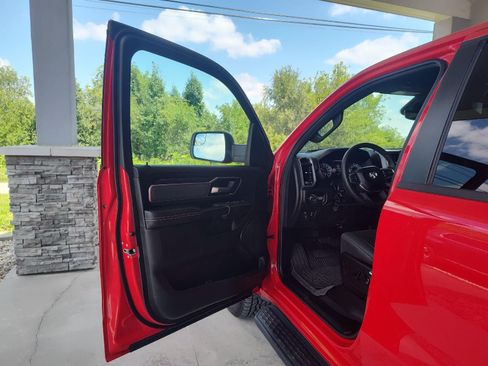 Used 2025 RAM 1500 Big Horn AWD/4WD image 8