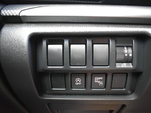 Used 2020 Subaru Forester Premium w/ Popular Package #1 AWD/4WD image 39
