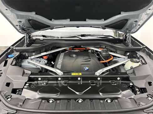 New 2026 BMW X5 xDrive50e w/ Executive Package AWD/4WD image 20
