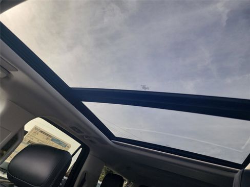 New 2025 Ford Expedition Max Platinum w/ Driver's Package image 17