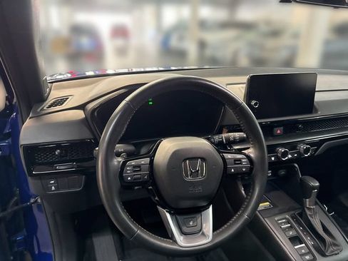 Used 2025 Honda CR-V Sport Touring image 12