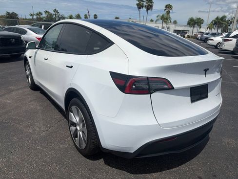 Used 2023 Tesla Model Y Long Range AWD/4WD image 5