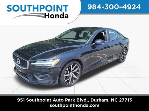 Used 2019 Volvo S60 T5 Momentum w/ Premium Package FWD image 1
