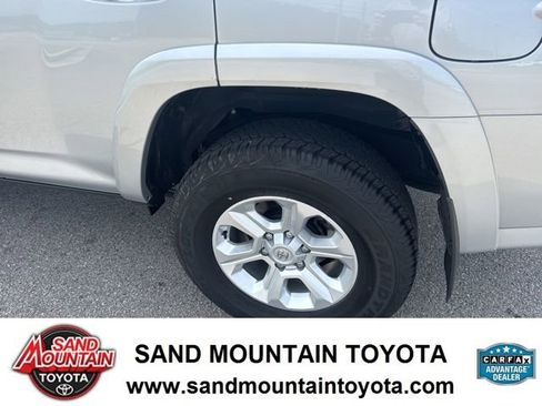 Used 2024 Toyota 4Runner SR5 RWD image 10