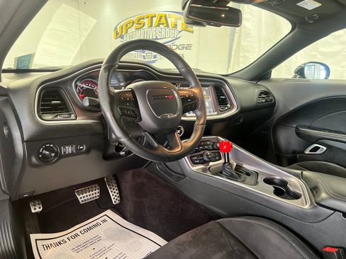 Used 2017 Dodge Challenger R/T Scat Pack RWD image 23
