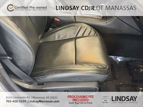 Certified 2023 Chrysler 300 C RWD image 11