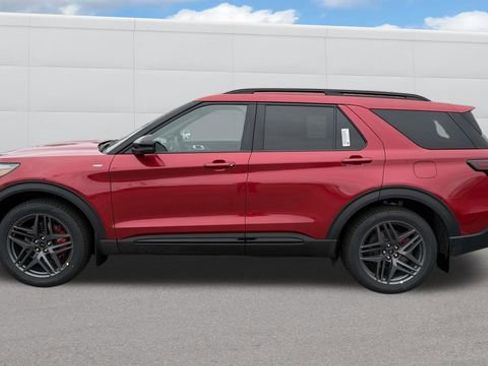 New 2026 Ford Explorer ST-Line w/ ST-Line Street Pack image 2