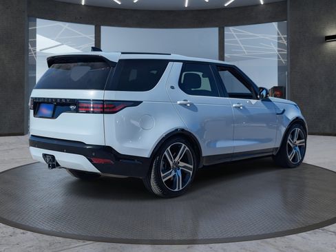 Used 2023 Land Rover Discovery HSE R-Dynamic image 6