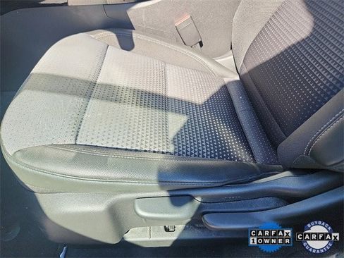 Used 2025 Chevrolet Trax LT w/ Driver Confidence Package image 22