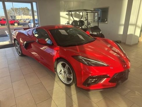 Used 2021 Chevrolet Corvette Stingray image 1